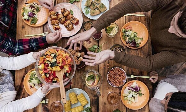 Samen eten in 't Trefpunt / Eating together in 't Trefpunt